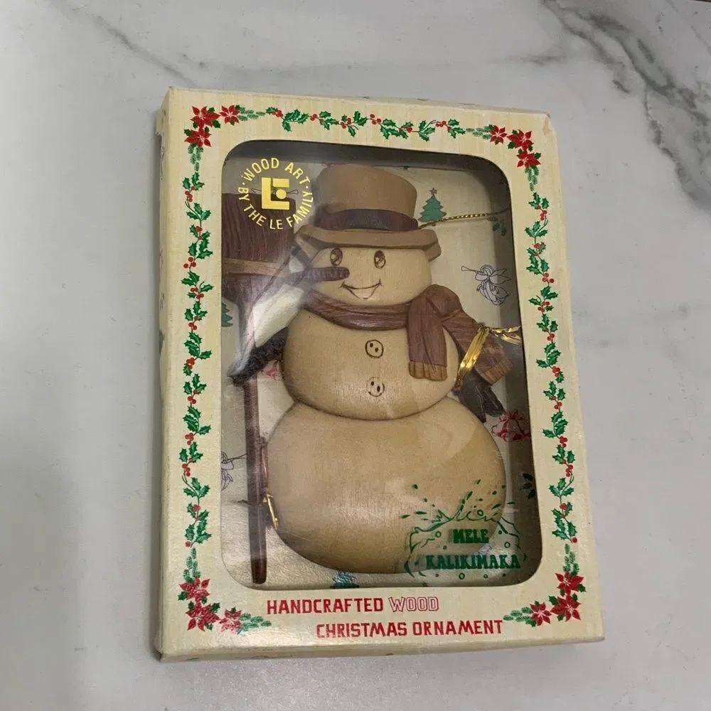 Aloha Wood Art by the LE Family handcrafted wooden snowman ornament